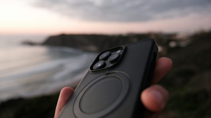 daniel-j-schwarz--CgXFK3oqAk-unsplash